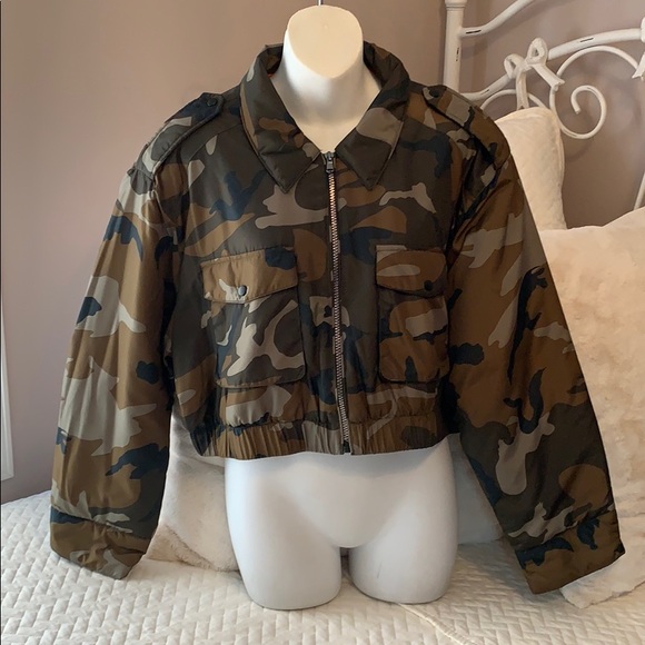 zara cropped camo jacket